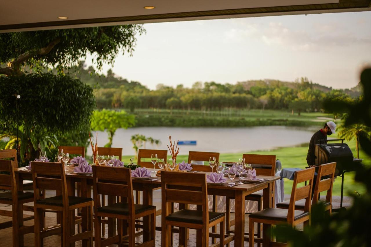 Blue Canyon Country Club Майкао-Бич Экстерьер фото